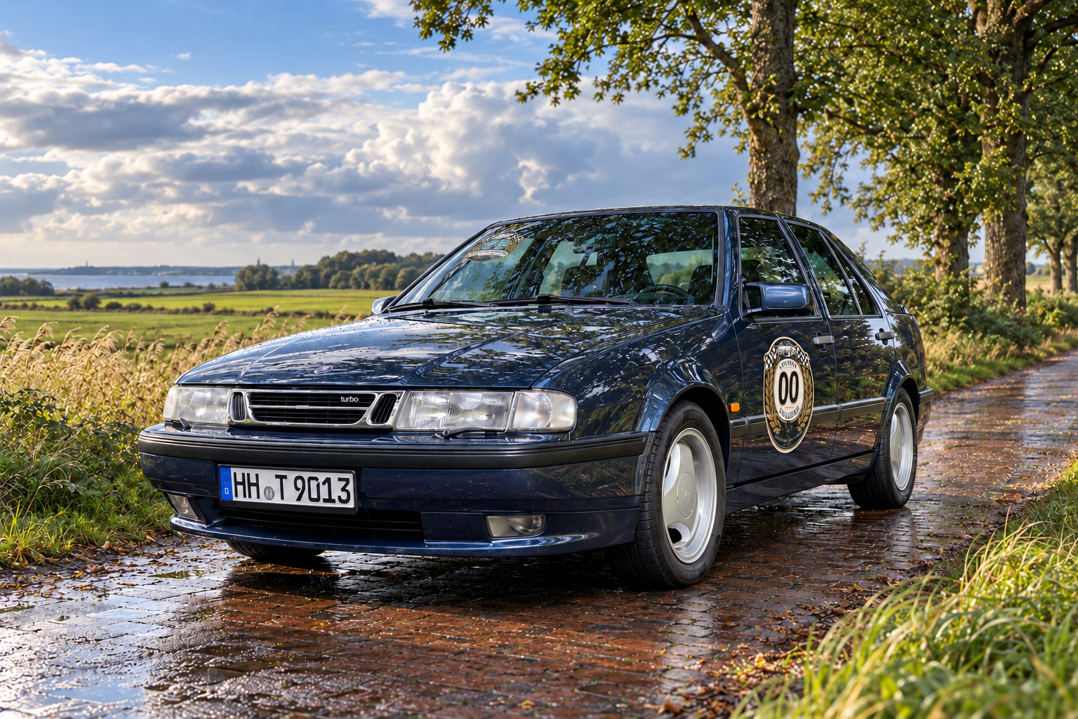 Saab 9000 mit Startnummer 00